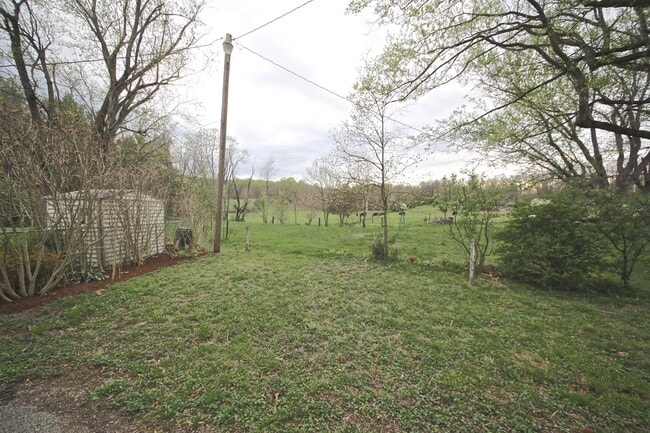 Building Photo - 3801 W Woodyard Rd