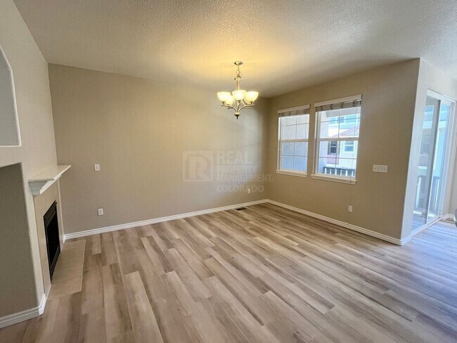 Building Photo - 10829 Tincup Creek Point