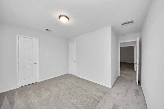 Building Photo - 2326 Kelson Cove Dr