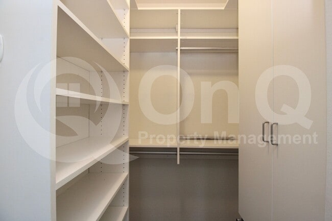 Building Photo - 11375 E Sahuaro Dr