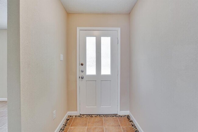 Building Photo - 24815 Spring Creek Dr