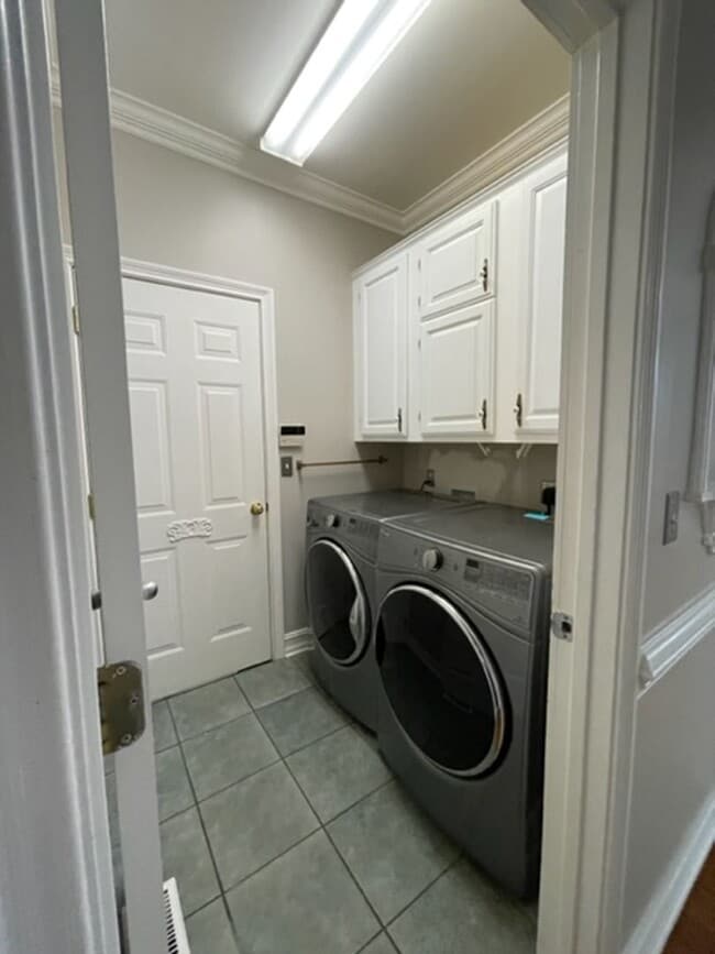 Building Photo - West Knoxville, Farragut 37934 - 4 bedroom, 3.5 bath, 2 Story Brick Home -Contact Debra Johnson (...