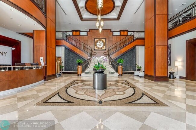 Building Photo - 610 W Las Olas Blvd
