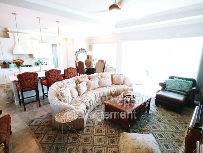 Building Photo - 918 Casa Dolce Casa Cir