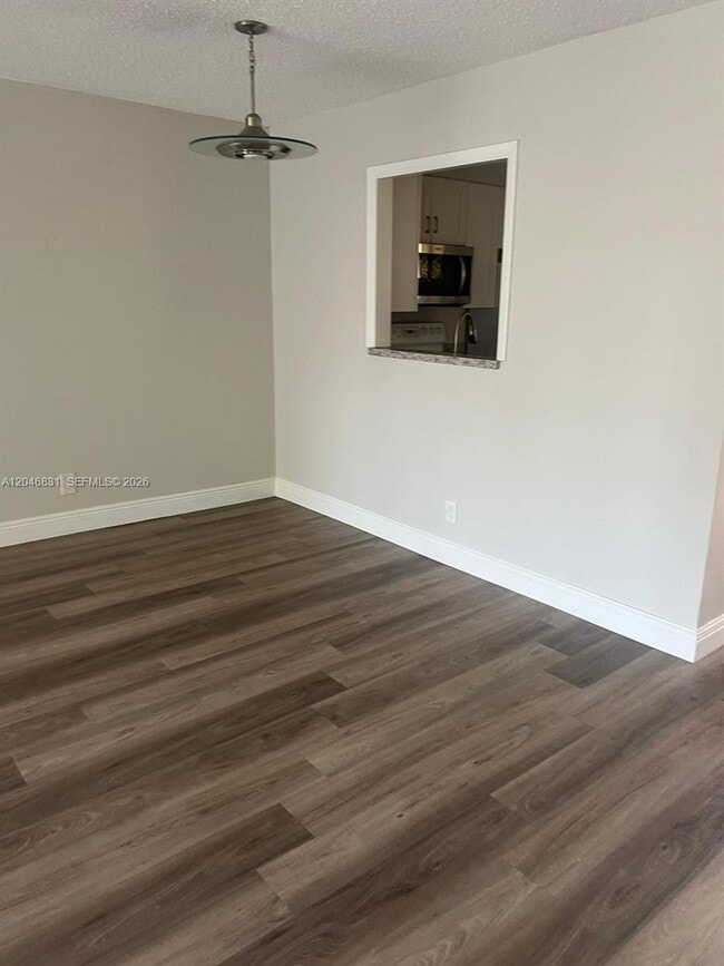 Building Photo - 408 NW 68th Ave