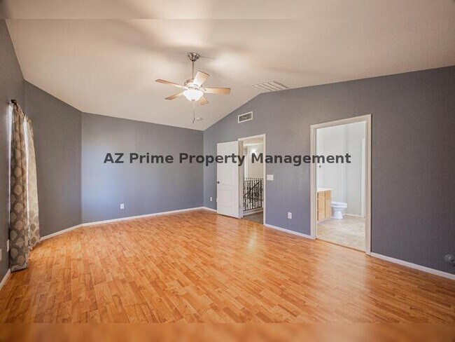 Building Photo - 16090 W Latham St
