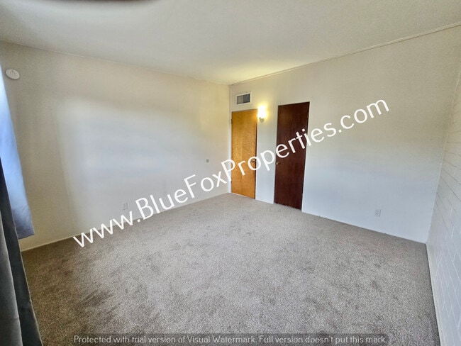 Building Photo - 3240 E Halcyon Pl