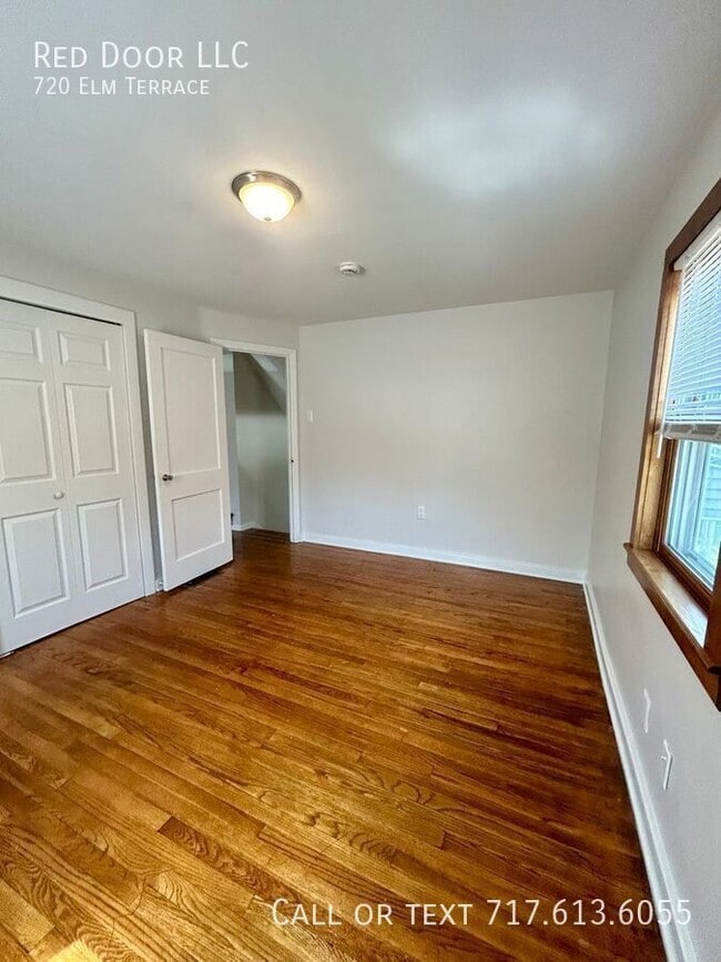 Building Photo - 720 Elm Terrace