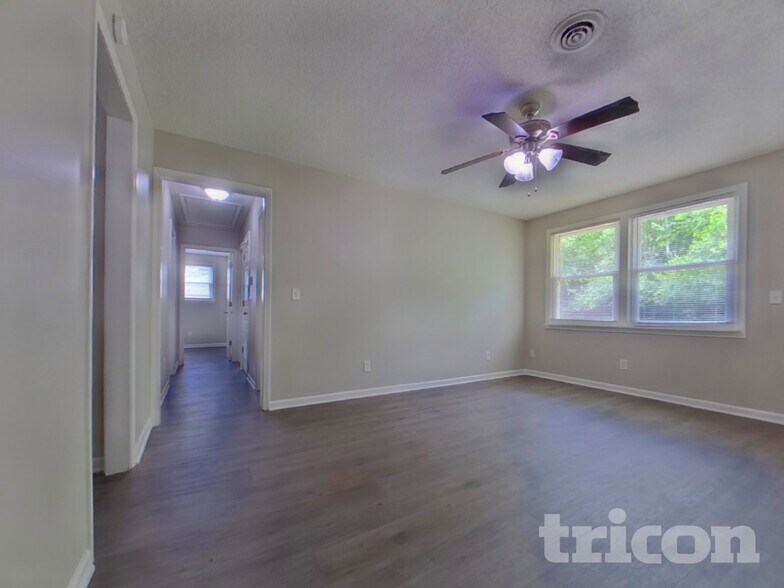 Building Photo - 2308 S Partridge Cir