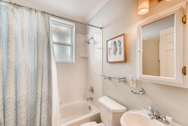 Building Photo - 3332 Eliot St