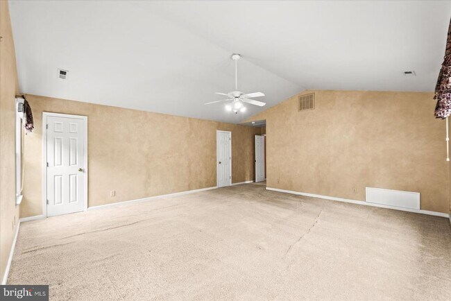 Building Photo - 80 Stonewall Dr