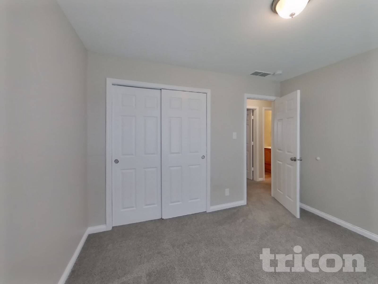 Building Photo - 8599 Captain Dr