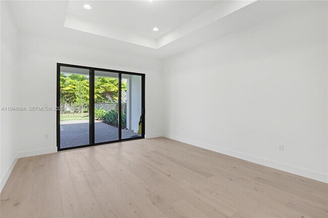 Building Photo - 8525 Crystal Downs Ave