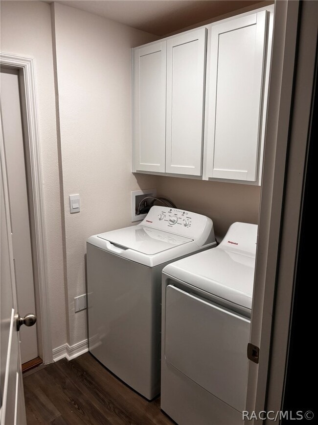 Building Photo - 2845 W Gardenia Dr