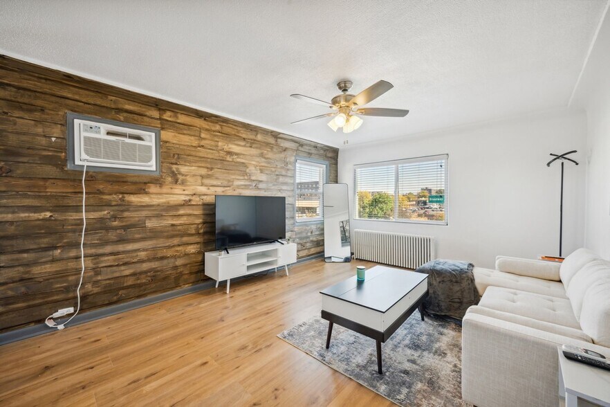 Building Photo - 3525 S Bannock St