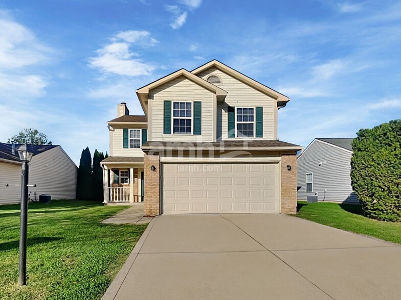 Primary Photo - 1494 Blue Grass Pky