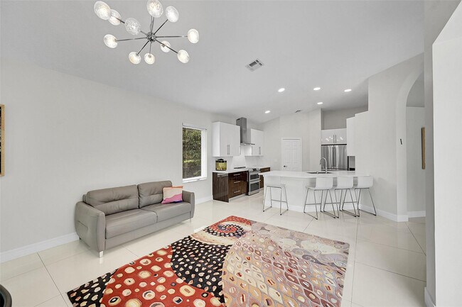 Building Photo - 12354 Antille Dr