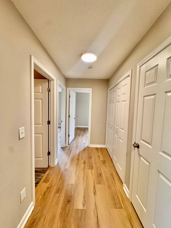 Building Photo - 10896 Big Sky Dr