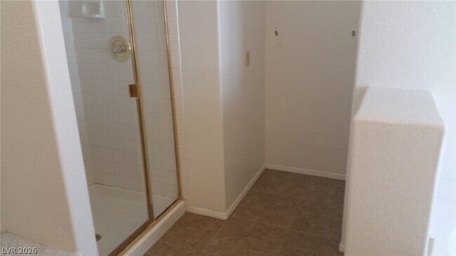 Building Photo - 1513 War Paint Dr