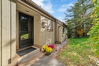 Building Photo - 21 Heritage Vlg