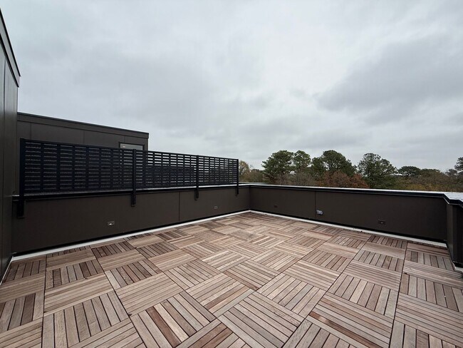 Building Photo - Luxurious New Construction 4BD, 2.5BA Raleigh Townhome with a Rooftop Terrace in a Prime Location...