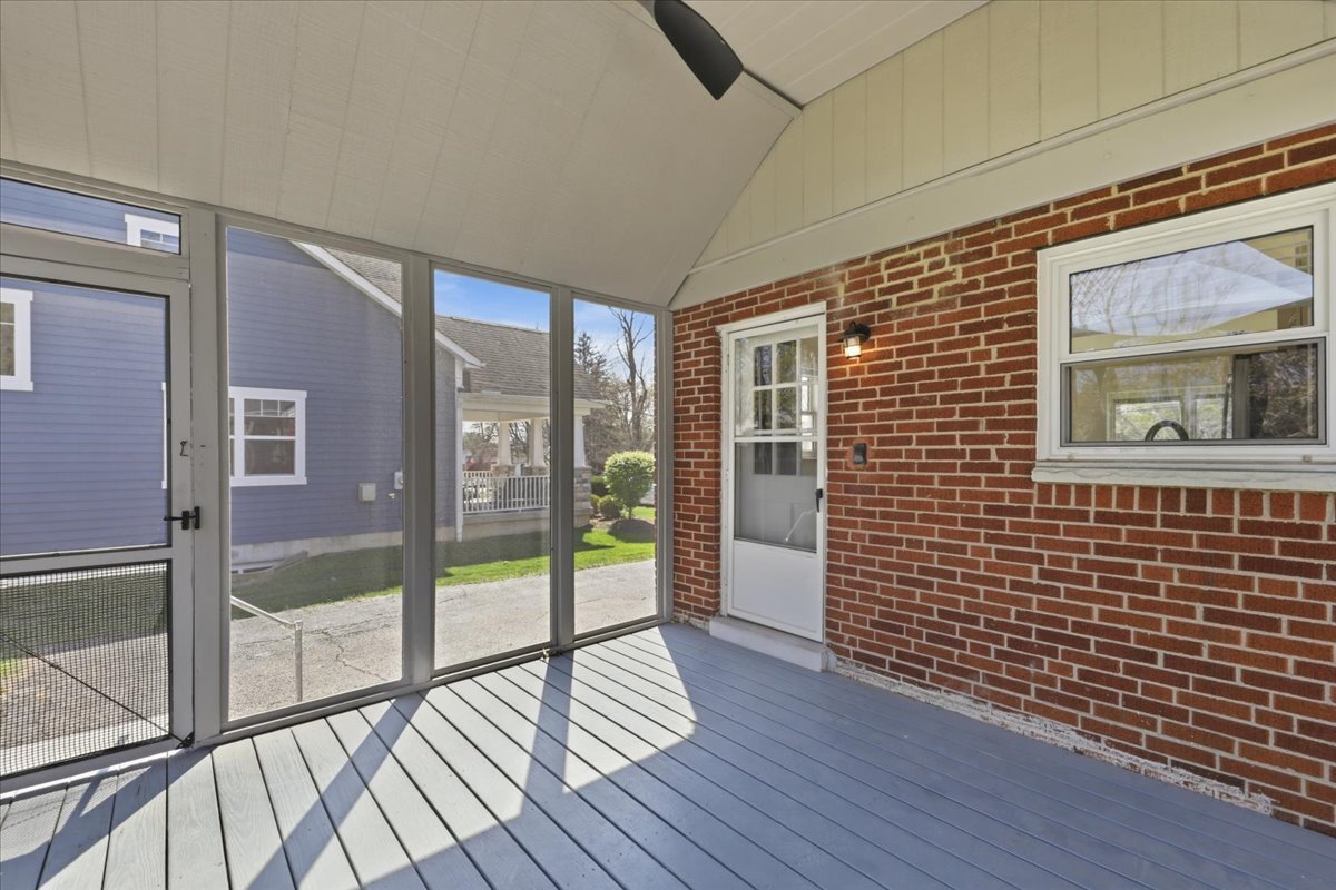 Building Photo - 7248 Rita Ln