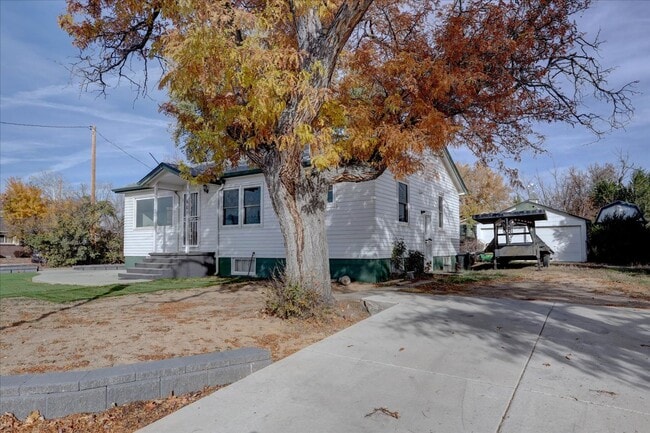 Building Photo - 2 Bedroom1 Bathroom home in Wheat Ridge