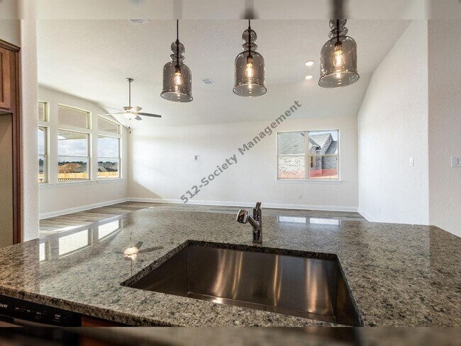 Building Photo - 320 Coral Gate Trail