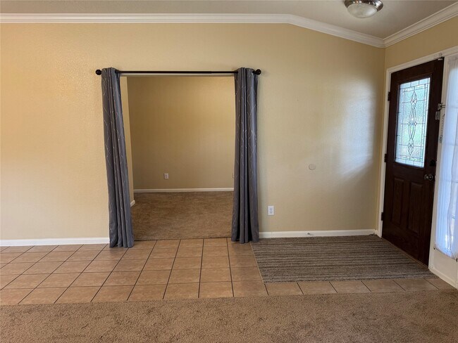 Building Photo - 21307 Springbrook Hollow Ct