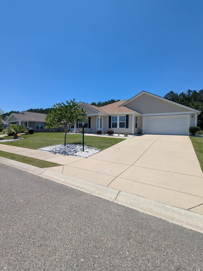 Building Photo - 1328 Valor Rd