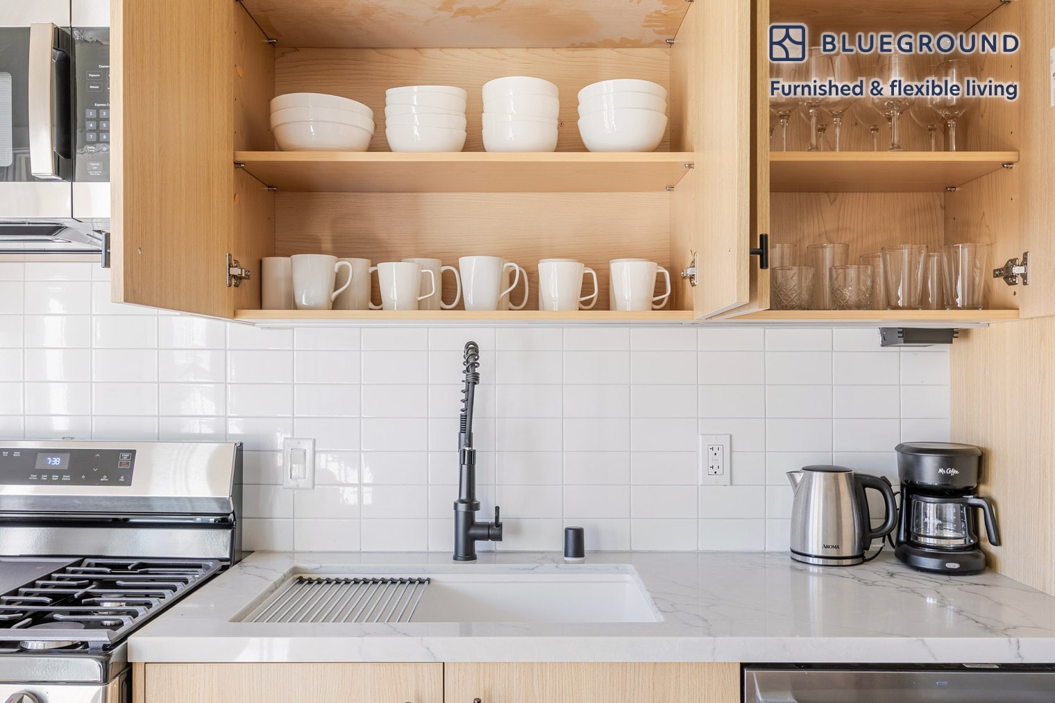 Building Photo - 611 N Virgil Ave