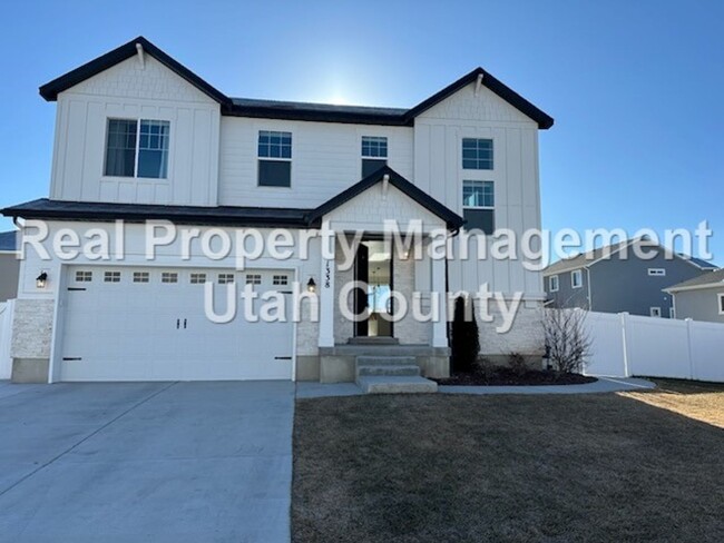 Building Photo - Large Home on Arrowhead Trail