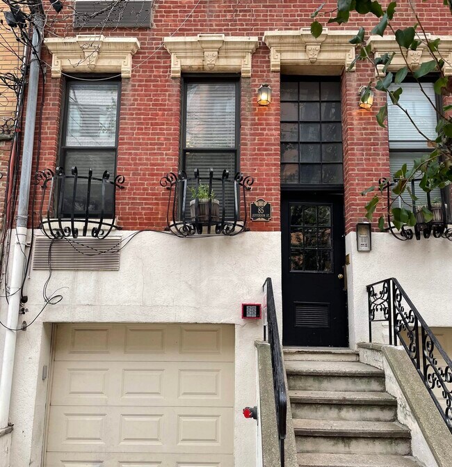 Building Photo - 85 Jefferson St