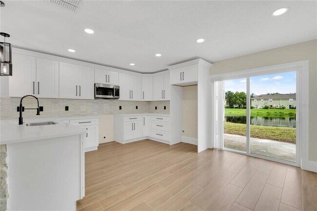 Building Photo - 531 Flower Fields Ln