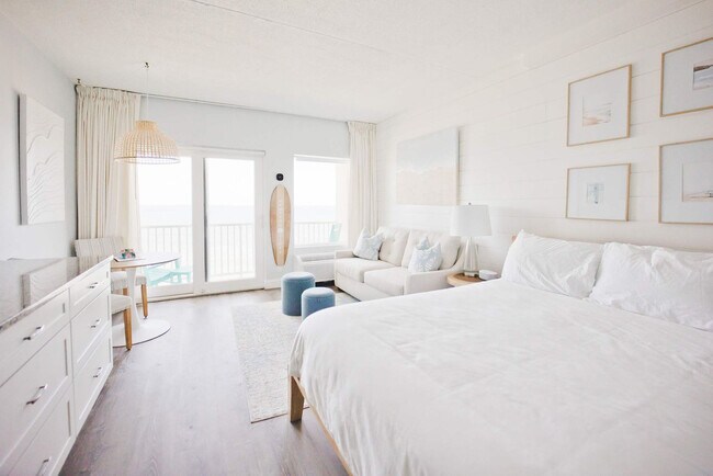 Building Photo - 703 Ocean Blvd