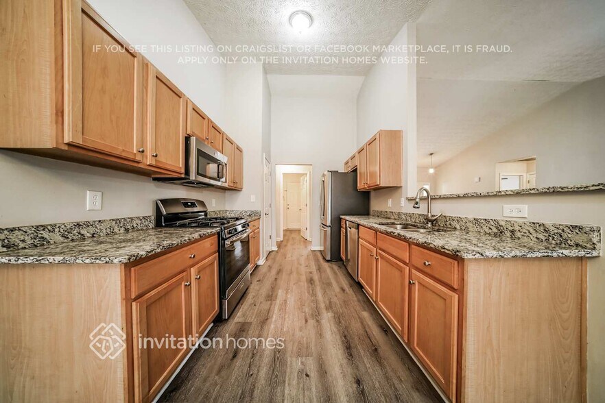 Building Photo - 2604 Bluestone Dr SW