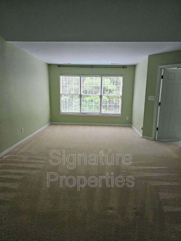 Building Photo - 11451 Abbots Cross Ln