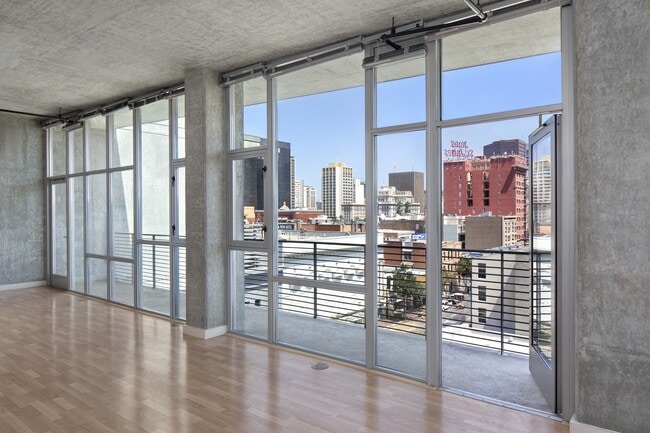 Building Photo - Vela Apartment Homes