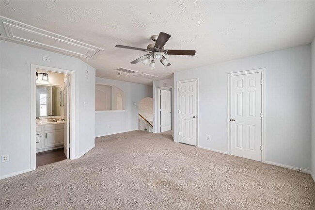 Building Photo - 24730 Blane Dr