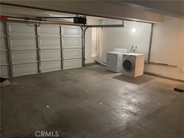 Building Photo - 2300 Maple Ave