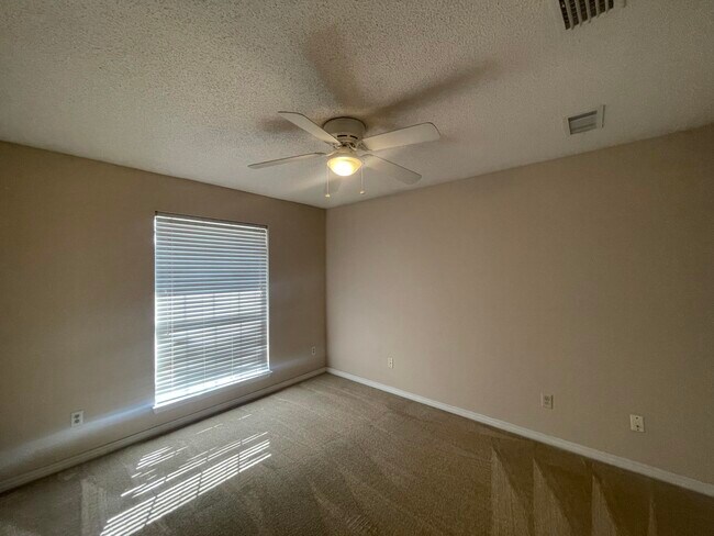 Building Photo - 5196 Whitehurst Ln