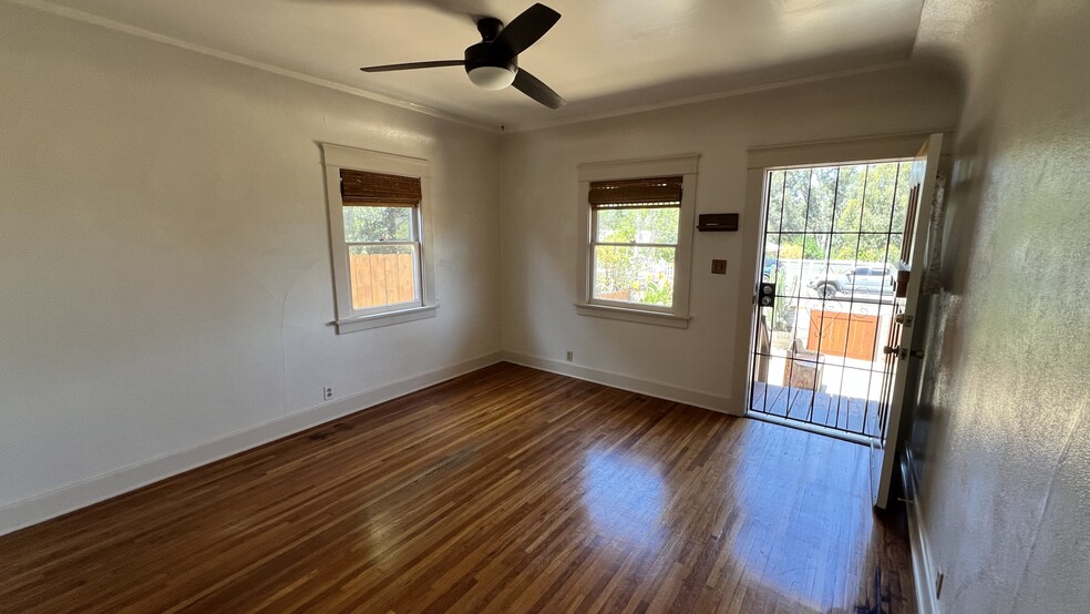 Living Room - 3639 Wilson Ave