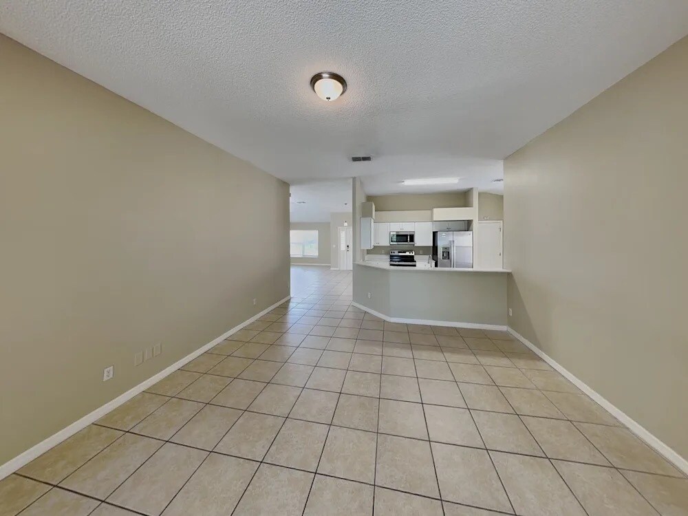 Building Photo - 2539 Chatham Cir