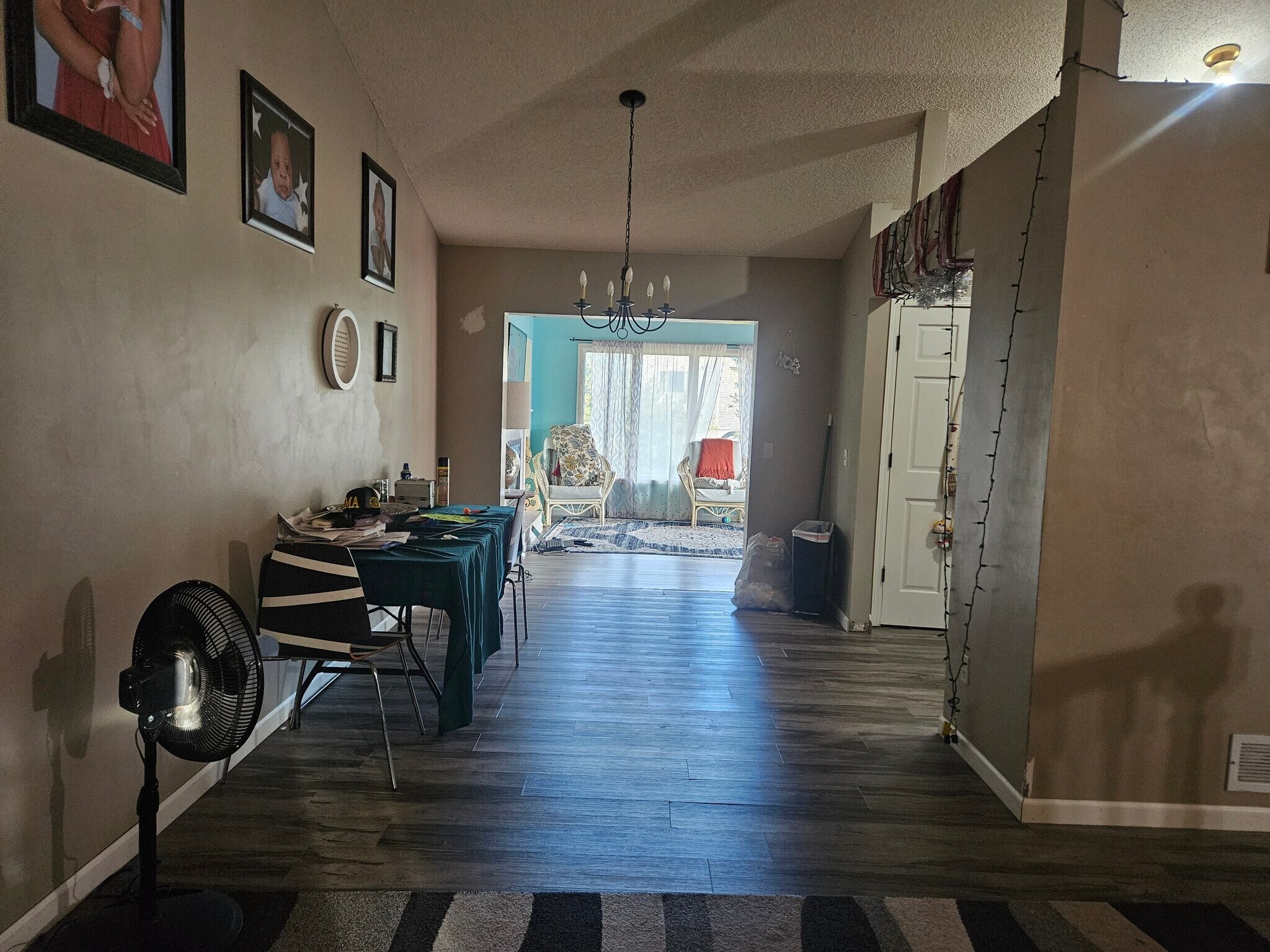 Building Photo - 10259 Englewood Dr