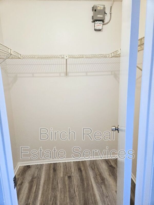 Building Photo - 5122 Muriel Ln