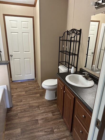 Building Photo - 7208 Comstock Cv