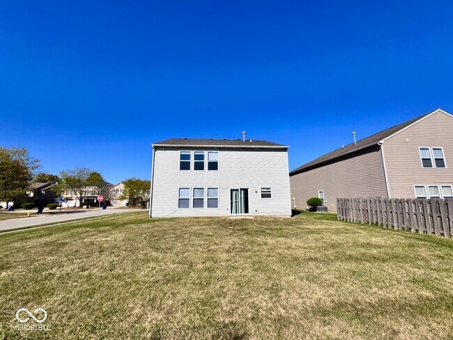 Building Photo - 12431 Teacup Way