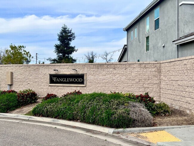 Building Photo - 3415 Brimhall Ln