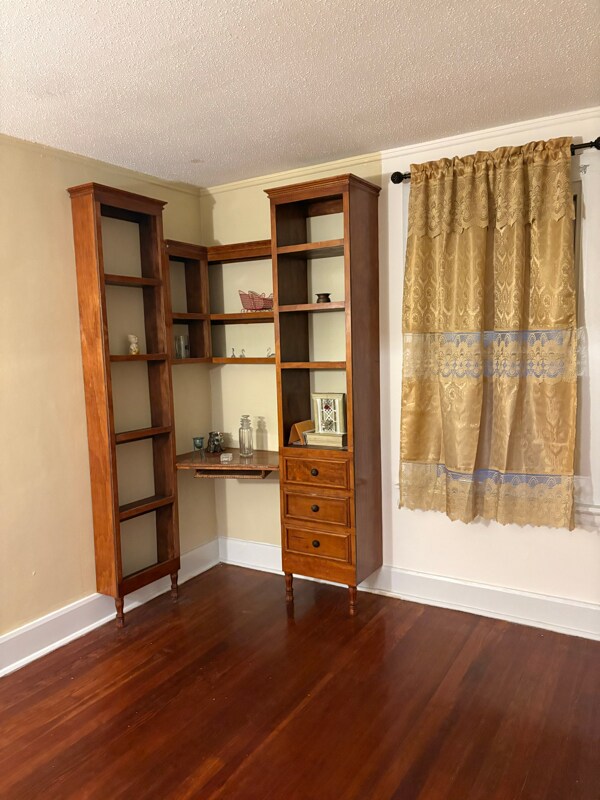 Building Photo - 8309 Pritchard Pl