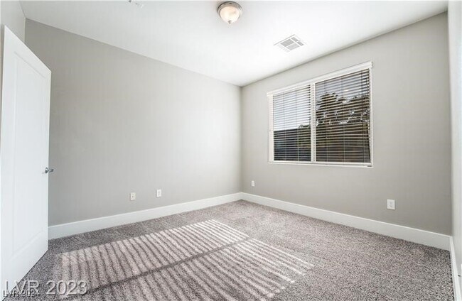 Building Photo - 9050 W Tropicana Ave